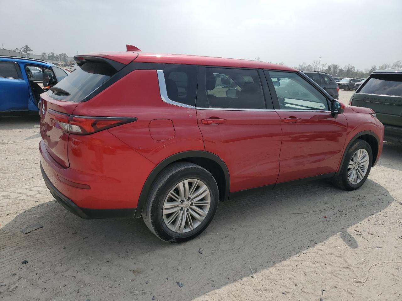 2024 MITSUBISHI OUTLANDER ES VIN:JA4J3UA86RZ023650