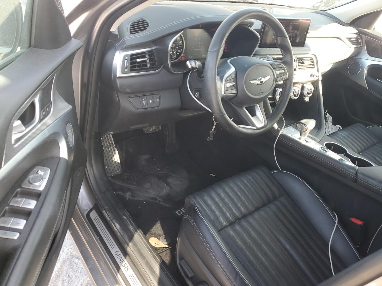 2022 GENESIS G70 BASE VIN:KMTG34TA3NU101875