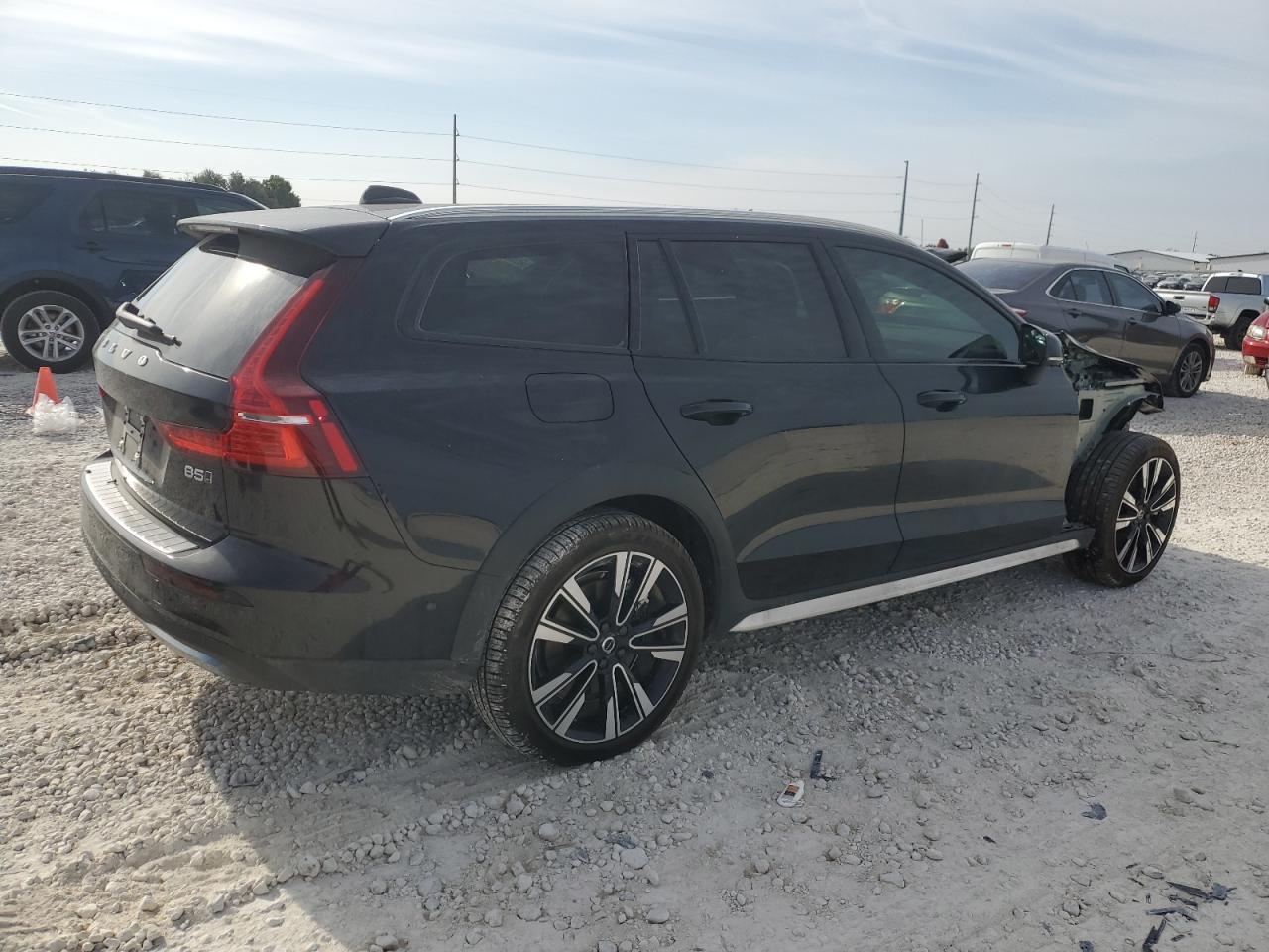 2023 VOLVO V60 CROSS COUNTRY ULTIMATE VIN:YV4L12WCXP2106149