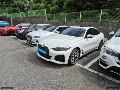 2022 BMW i4 WBY71AW05NFN08024 VIN:WBY71AW05NFN08024