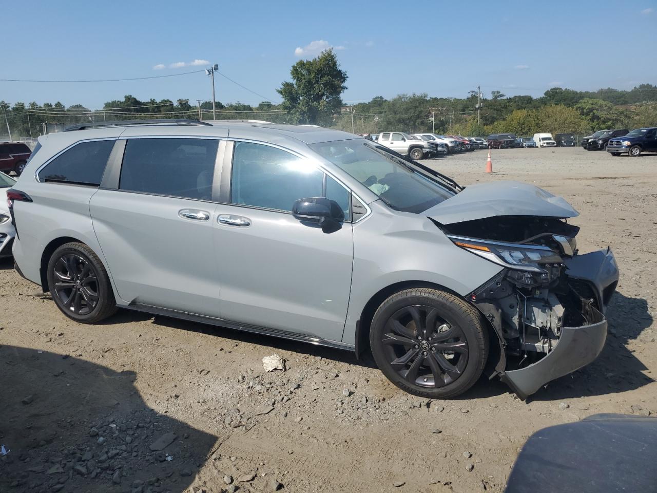 2023 TOYOTA SIENNA XSE VIN:5TDXRKEC6PS155470