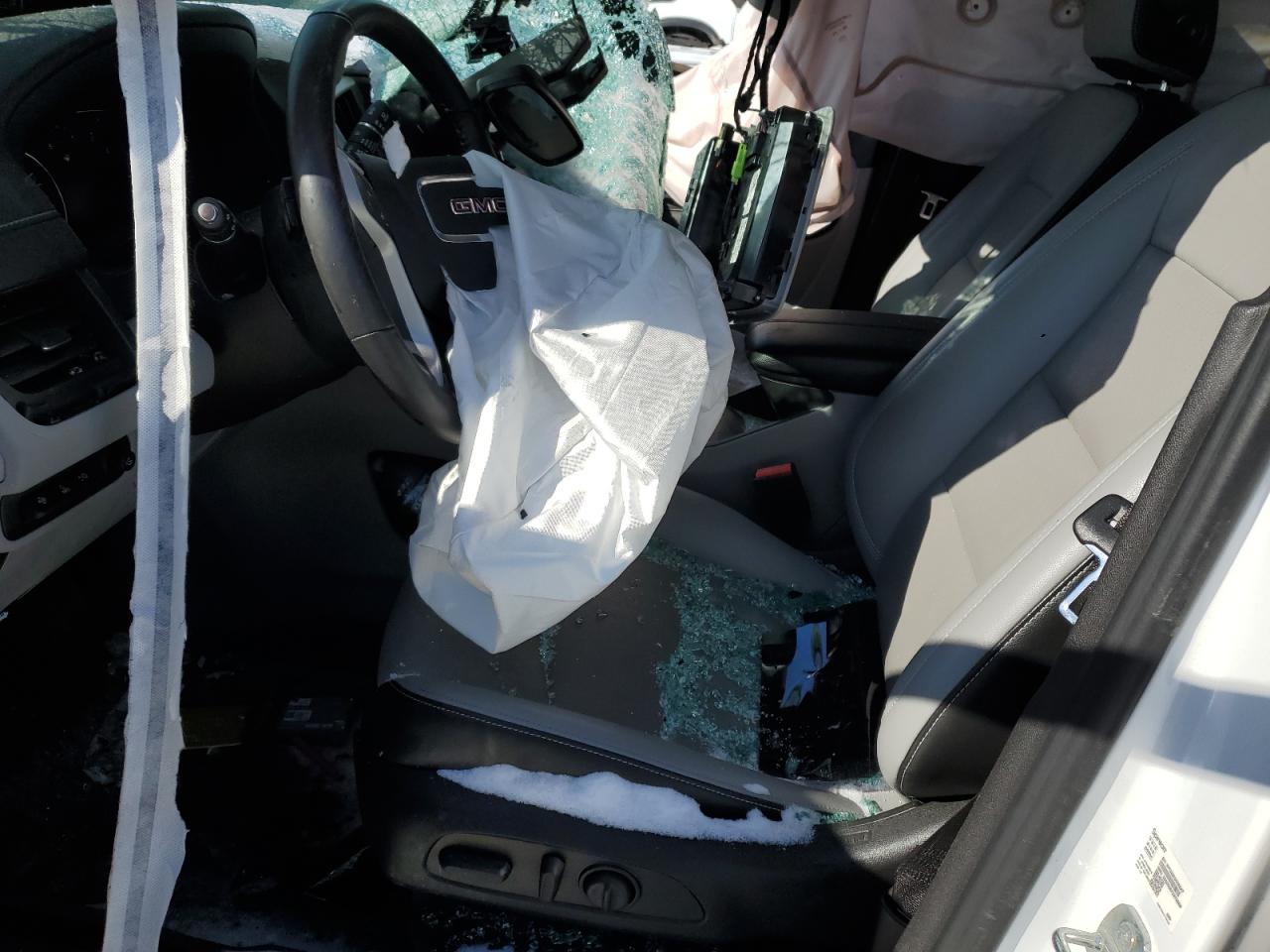 2022 GMC TERRAIN SLT VIN:3GKALPEV5NL222881