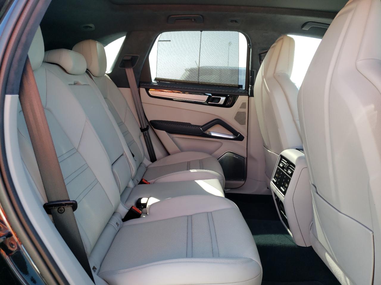 2022 PORSCHE CAYENNE TURBO VIN:WP1AF2AY0NDA44162