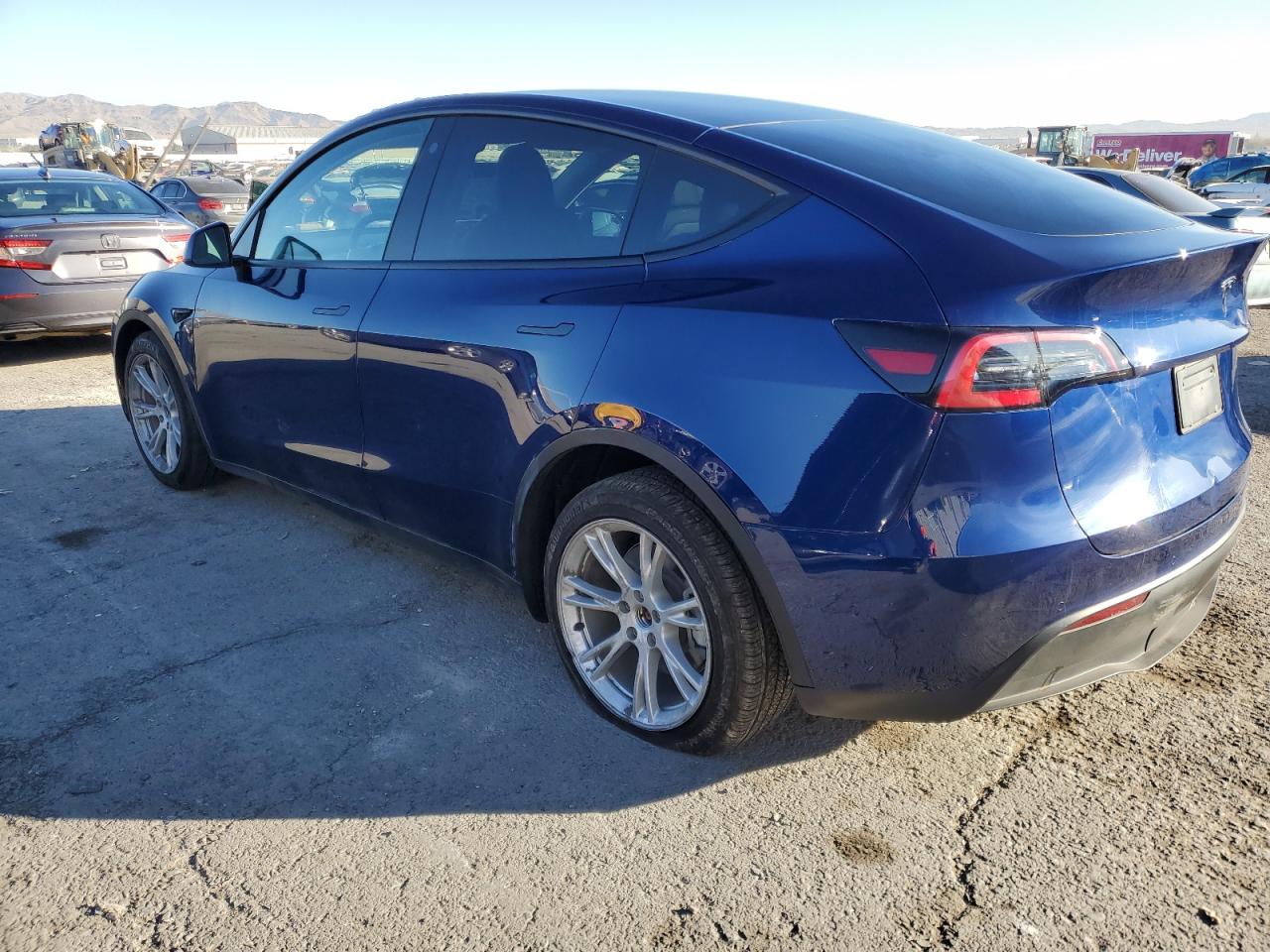 2022 TESLA MODEL Y  VIN:7SAYGAEE4NF468690