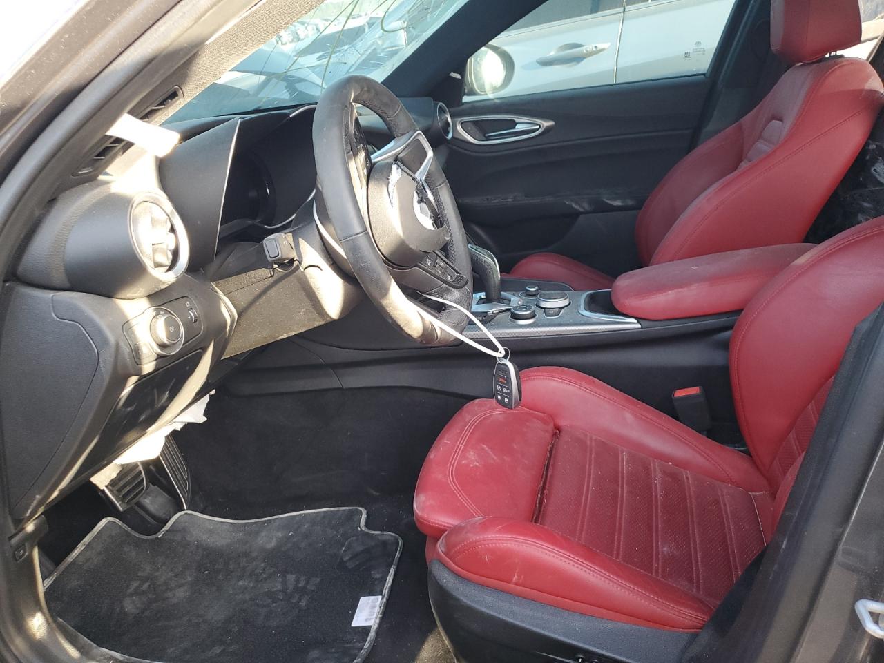 2024 ALFA ROMEO GIULIA TI VIN:ZARFAMBN1R7681805