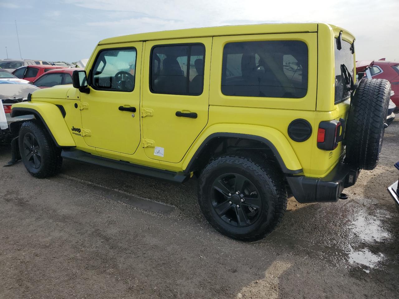 2022 JEEP WRANGLER UNLIMITED SAHARA VIN:1C4HJXEN9NW269535