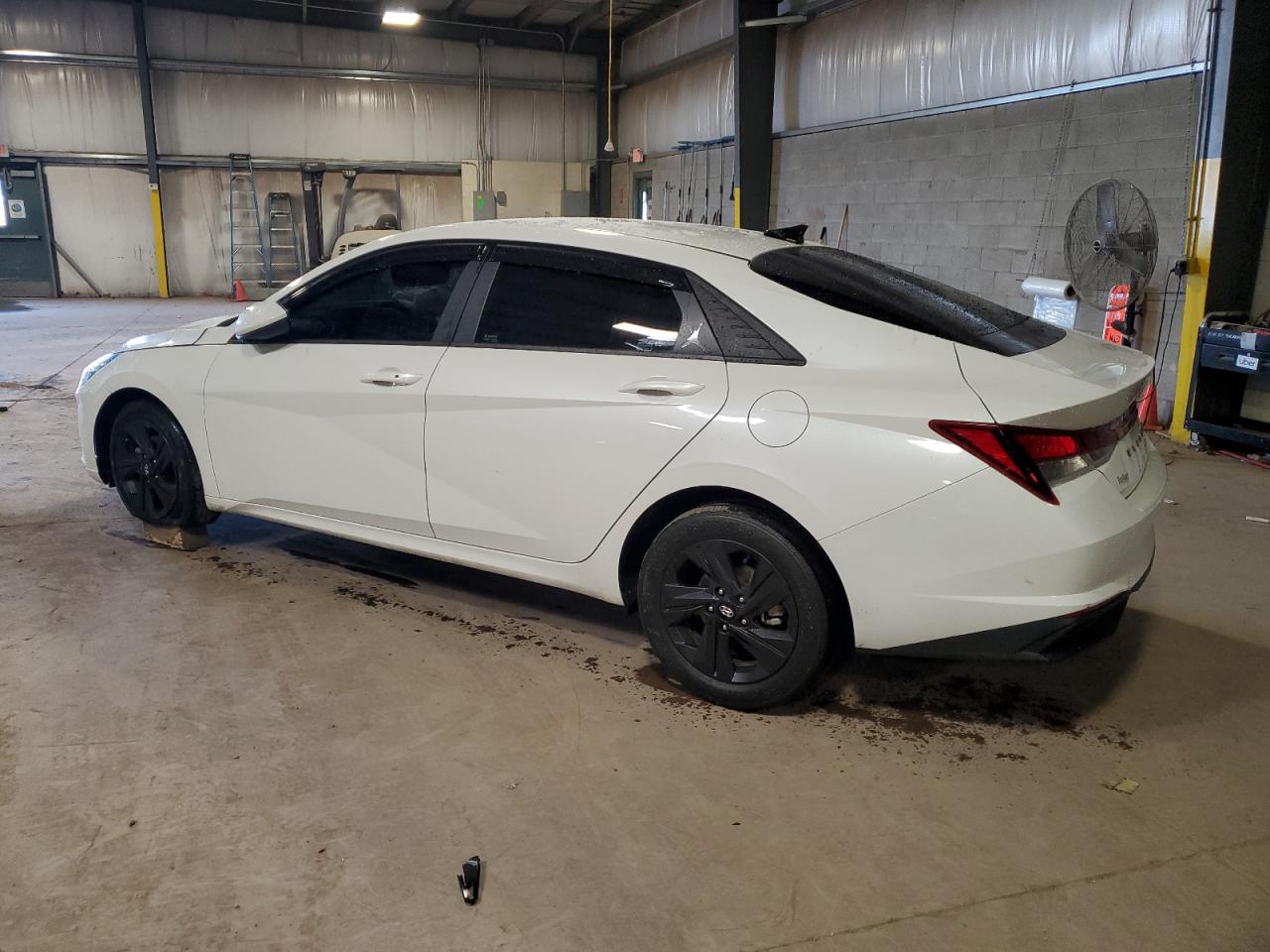 2023 HYUNDAI ELANTRA SEL VIN:5NPLM4AG1PH087702