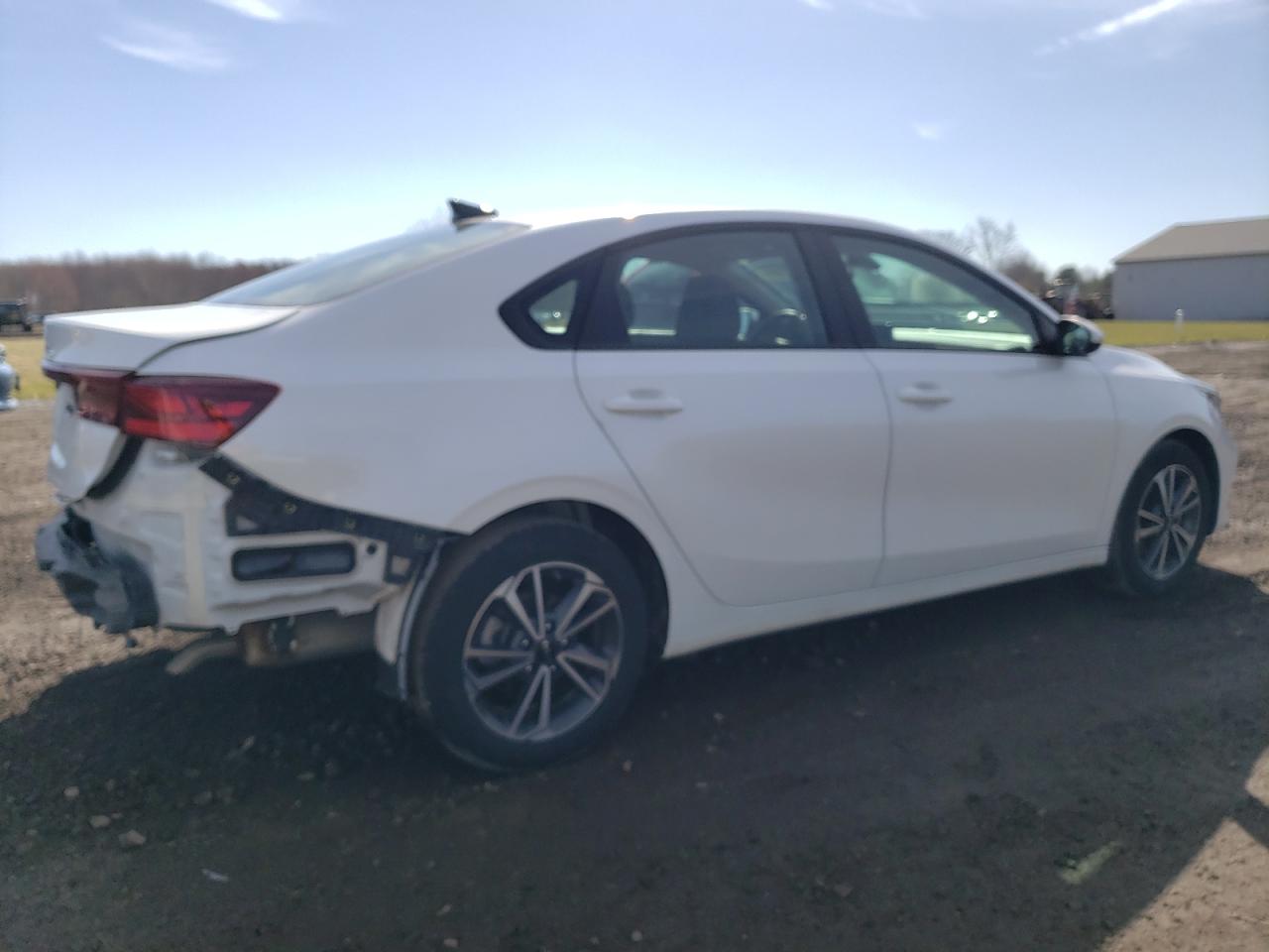 2024 KIA FORTE LX VIN:3KPF24AD9RE822376