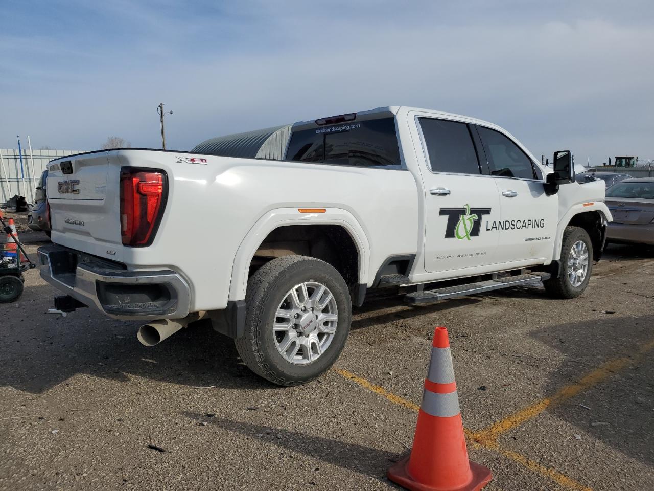 2023 GMC SIERRA K2500 SLT VIN:1GT19NEY5PF114136