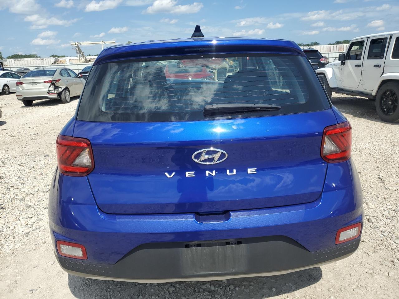 2022 HYUNDAI VENUE SE VIN:KMHRB8A37NU157660