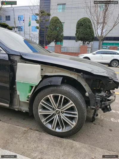 2017 Genesis G80 KMHGL41DBJU246072 VIN:KMHGL41DBJU246072