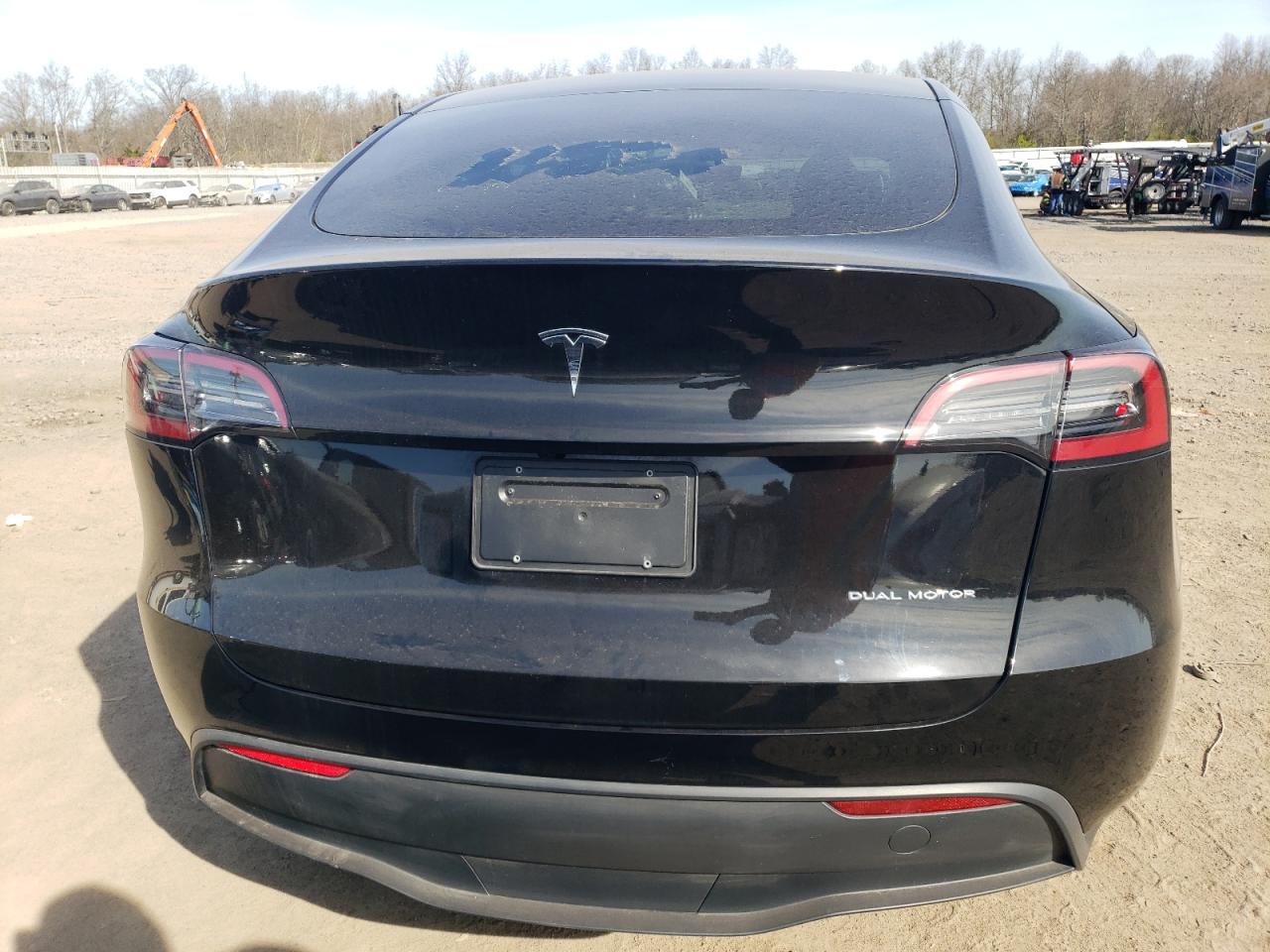 2023 TESLA MODEL Y  VIN:7SAYGDEE2PF750430