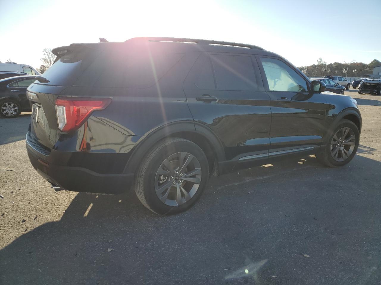 2024 FORD EXPLORER XLT VIN:1FMSK7DH3RGA11523