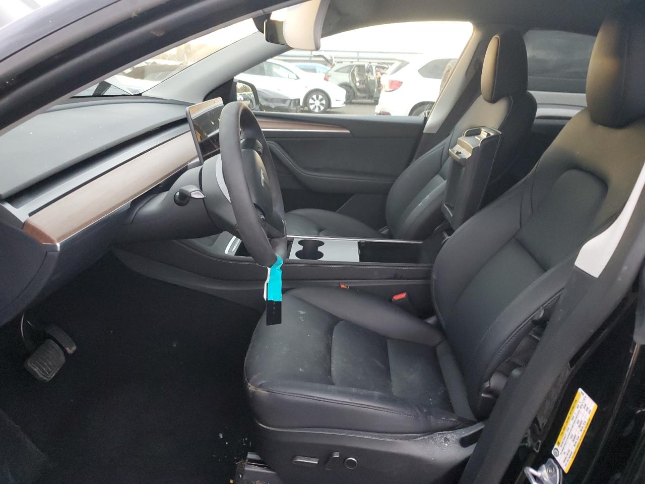 2024 TESLA MODEL Y  VIN:7SAYGAEE8RF116542