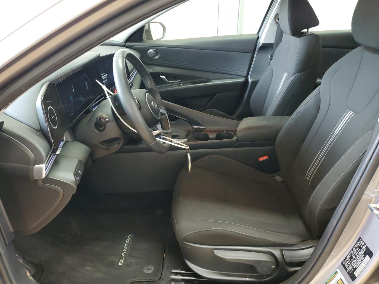 2024 HYUNDAI ELANTRA SEL VIN:KMHLS4DG6RU731054