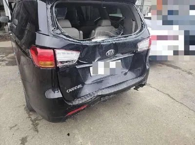 2015 Kia Carnival VIN: