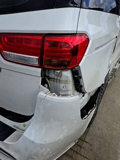 2016 Kia Carnival VIN: