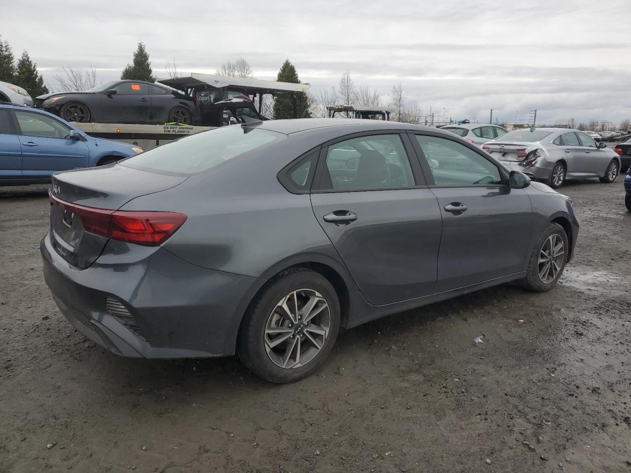 2024 KIA FORTE LX VIN:3KPF24AD4RE770896
