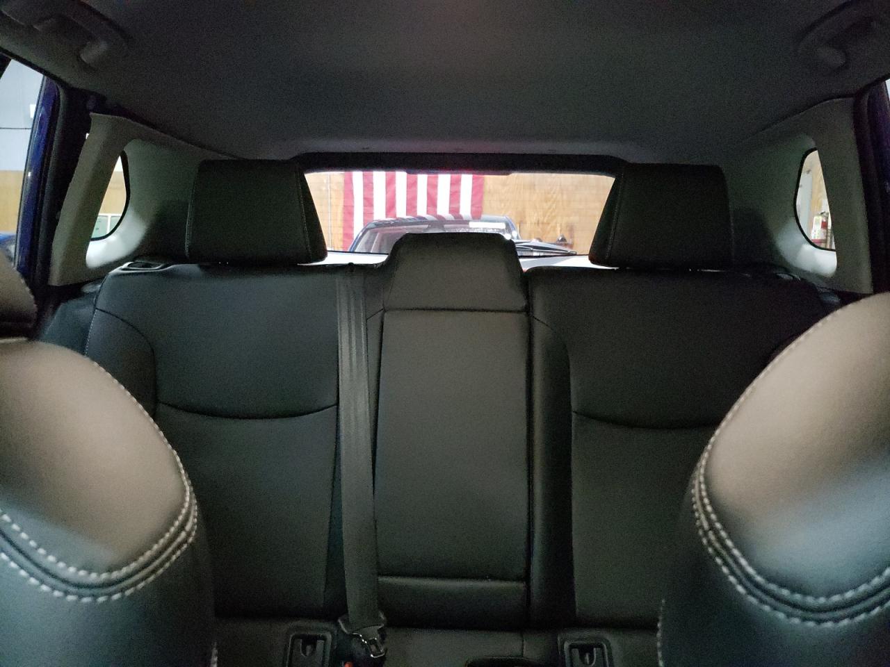 2024 TOYOTA COROLLA CROSS XLE VIN:7MUDAABG6RV101672