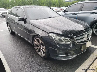 2015 Mercedes-Benz E 300 VIN: