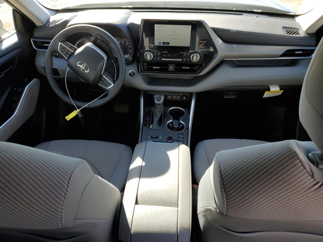 2024 TOYOTA HIGHLANDER LE VIN:5TDKDRAH8RS050418