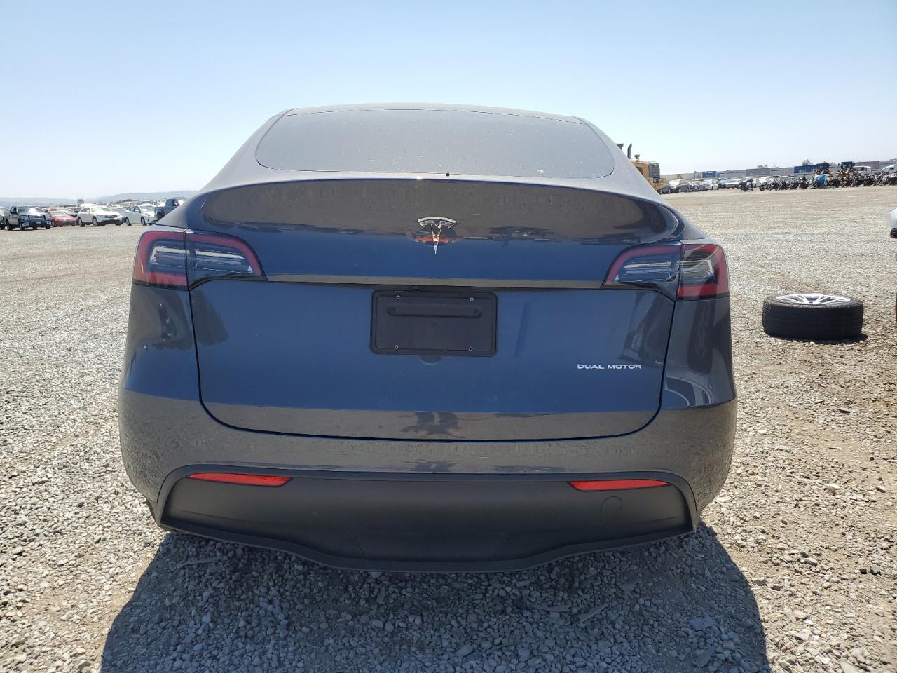 2023 TESLA MODEL Y  VIN:7SAYGDEE1PF806762