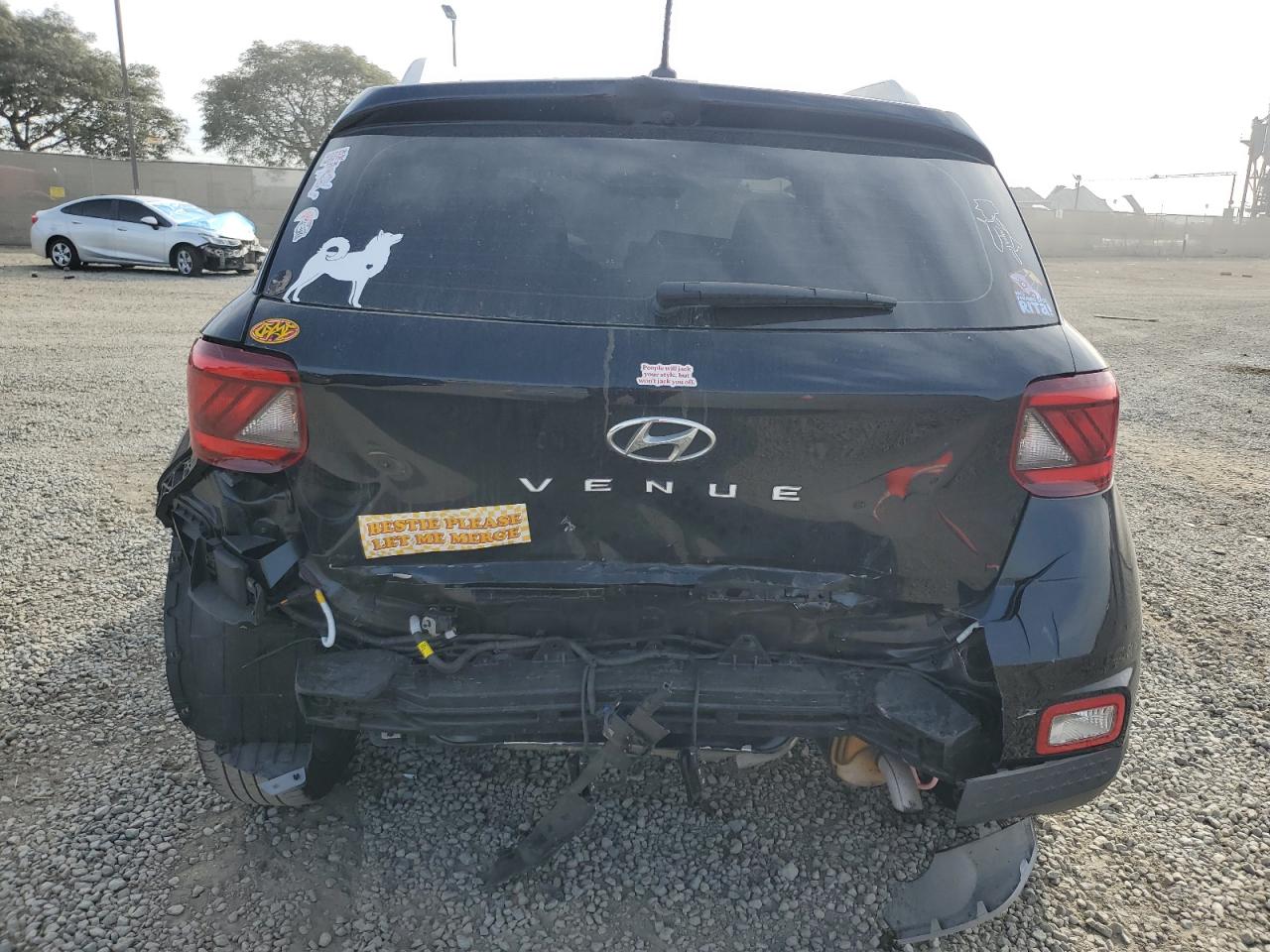 2023 HYUNDAI VENUE SEL VIN:KMHRC8A39PU222007