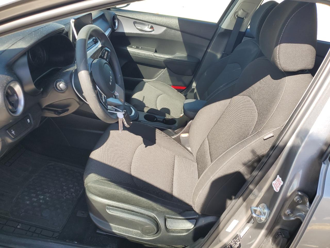 2022 KIA FORTE FE VIN:3KPF24AD1NE464247