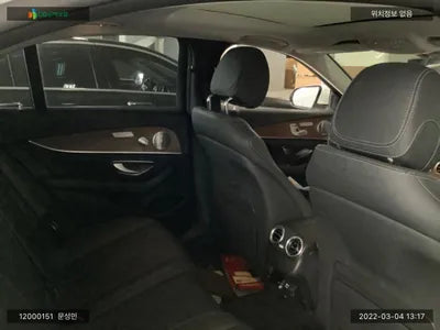 2019 Mercedes-Benz E 300 WDDZF4KB4KA672450 VIN:WDDZF4KB4KA672450