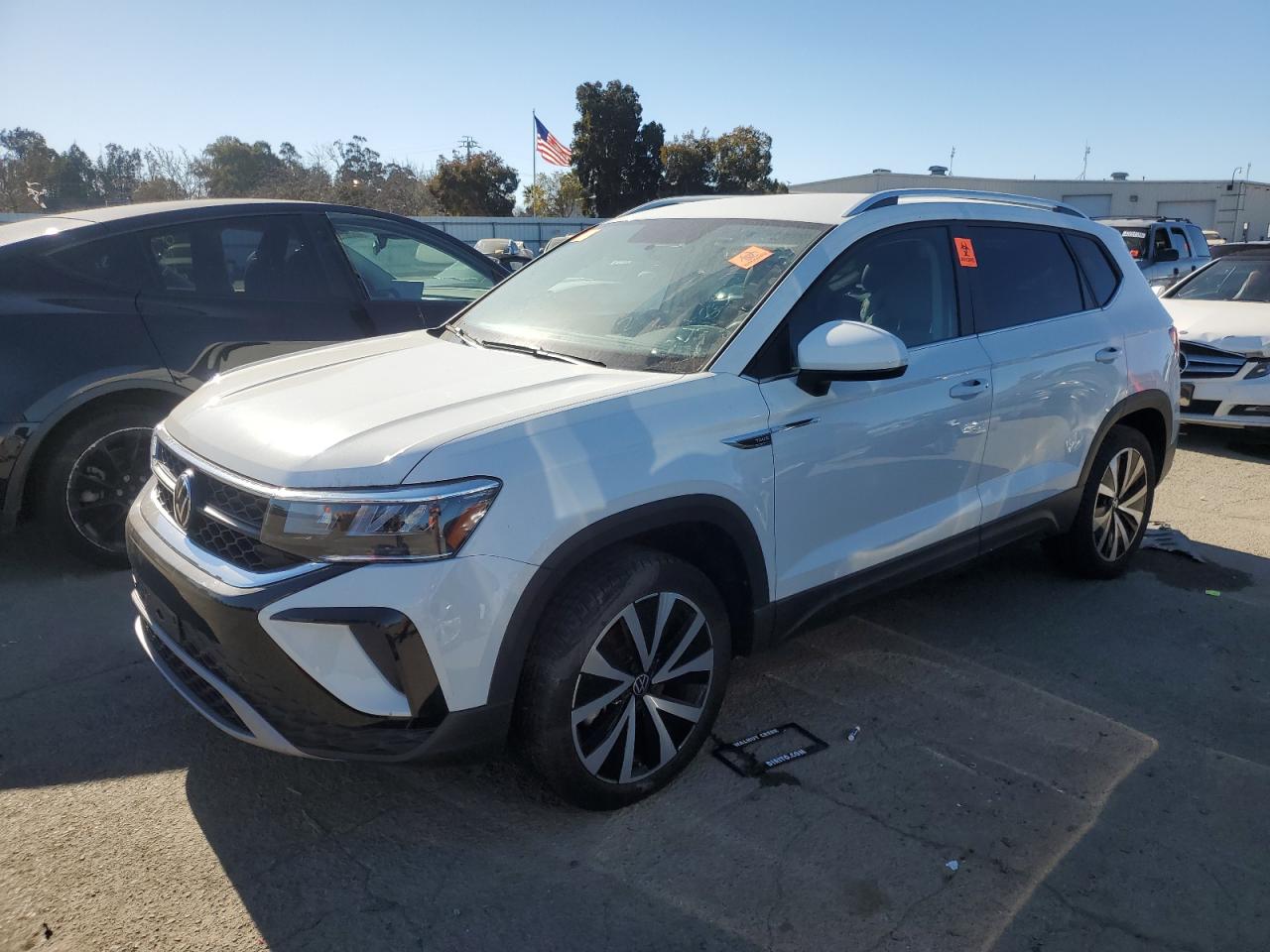 2022 VOLKSWAGEN TAOS SE VIN:3VVRX7B22NM082247