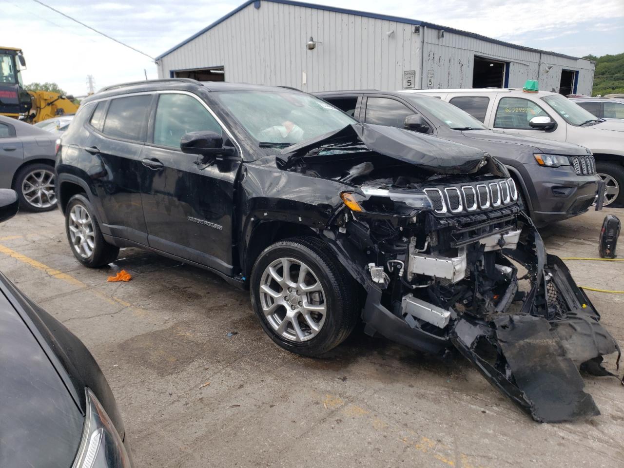 2022 JEEP COMPASS LATITUDE LUX VIN:3C4NJDFB8NT235551