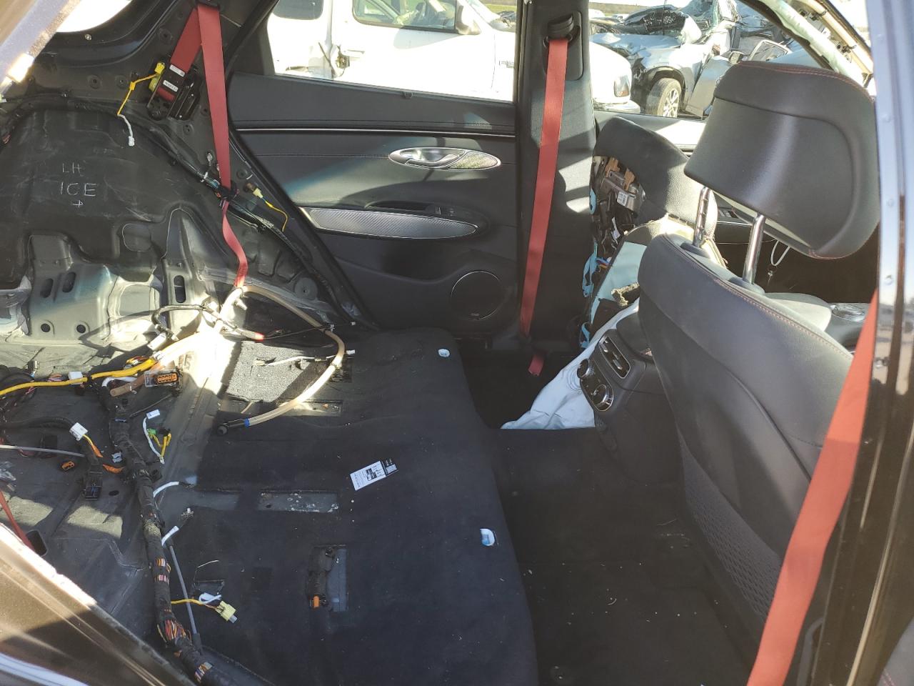 2024 GENESIS GV70 BASE VIN:5NMMADTB9RH005682