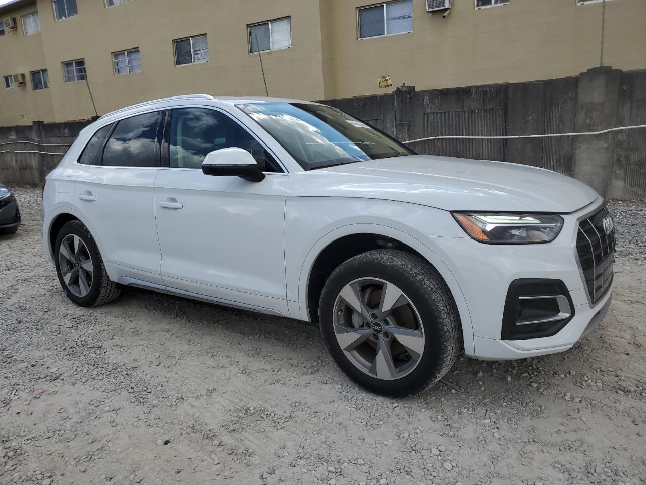 2023 AUDI Q5 PREMIUM PLUS 40 VIN:WA1BBAFY3P2010424