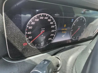 2018 Mercedes-Benz E 300 VIN: