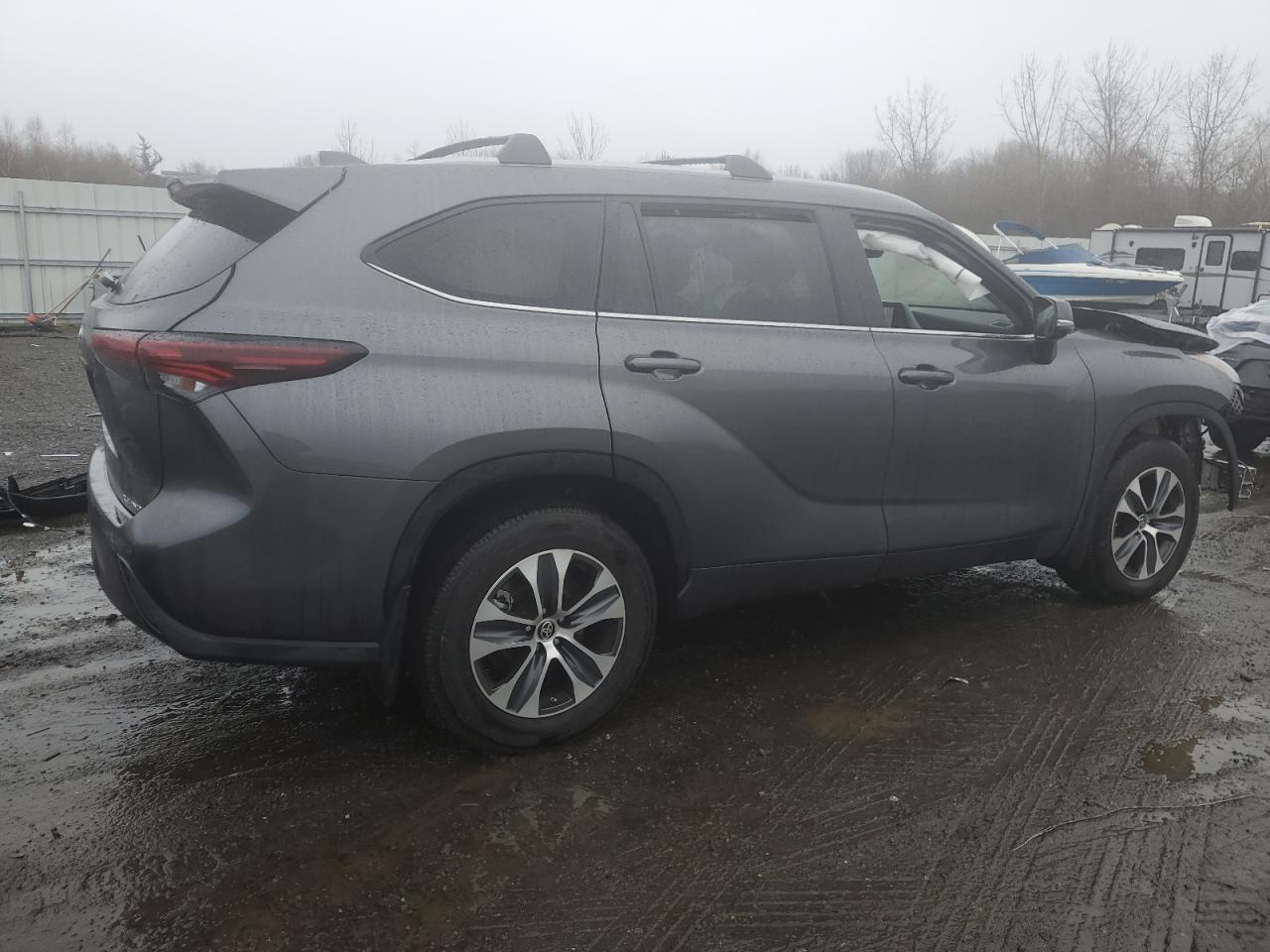 2024 TOYOTA HIGHLANDER LE VIN:5TDKDRBH8RS560265