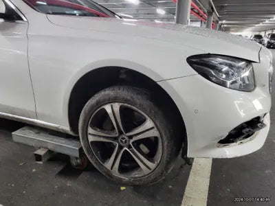 2017 Mercedes-Benz E 300 VIN: