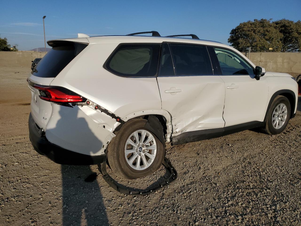 2024 TOYOTA GRAND HIGHLANDER XLE VIN:5TDAAAB53RS014498