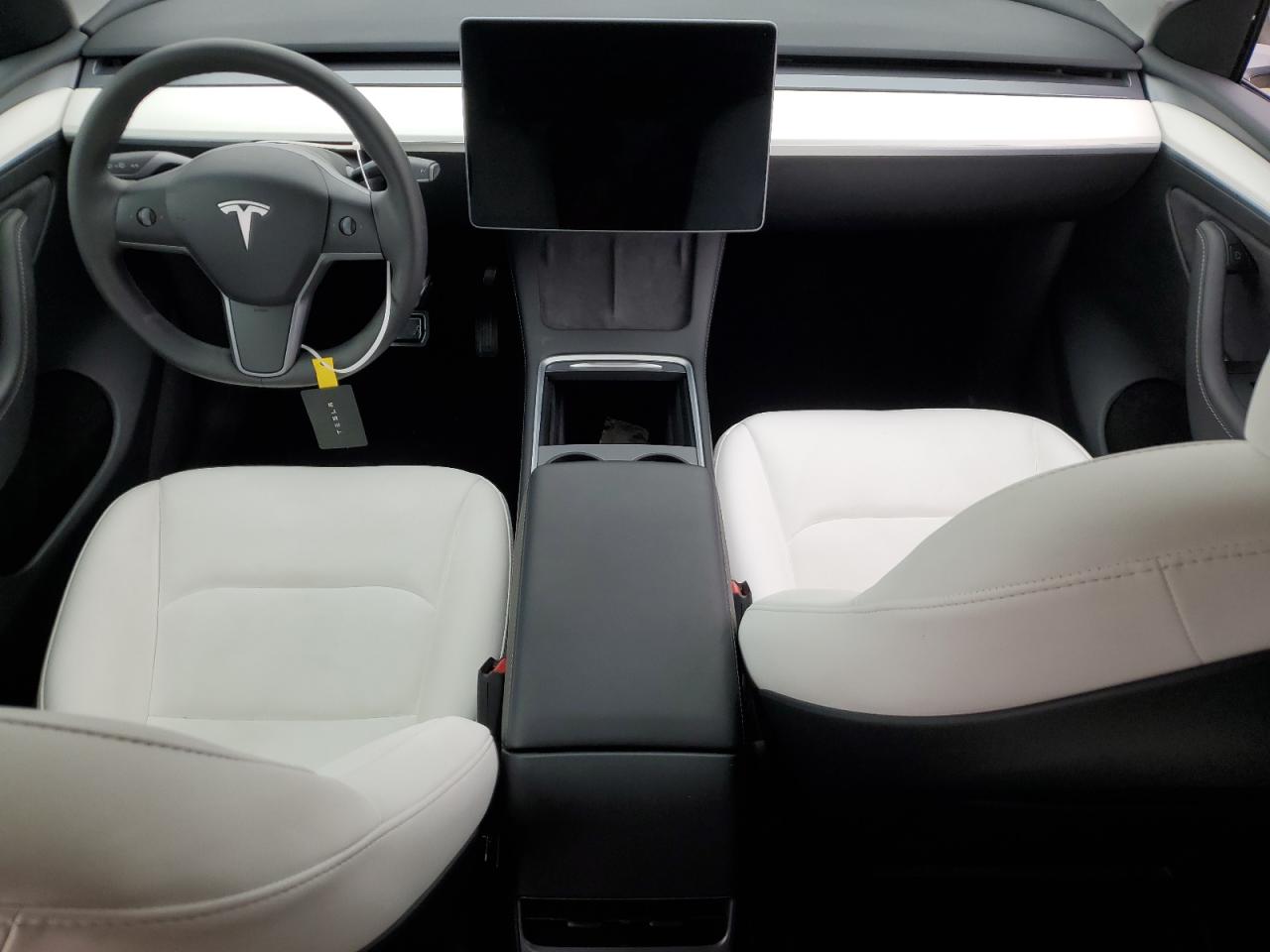 2022 TESLA MODEL Y  VIN:7SAYGAEE8NF559588