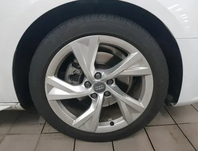 2021 Audi A4 VIN: