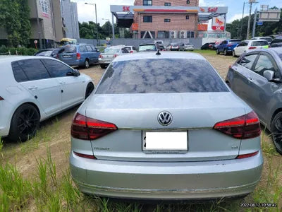 2018 Volkswagen Passat 1VWZZZA3ZJC040776 VIN:1VWZZZA3ZJC040776