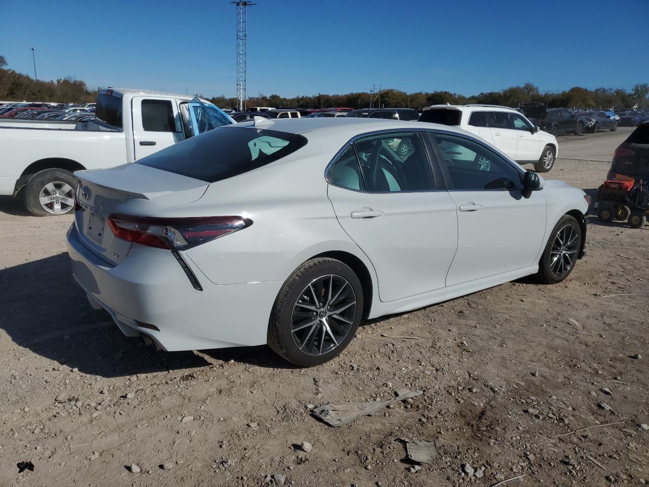 2022 TOYOTA CAMRY SE VIN:4T1G11AK3NU040294