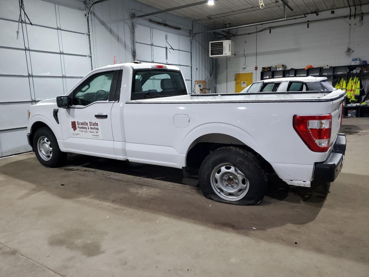 2022 FORD F150  VIN:1FTMF1CB0NKE68437