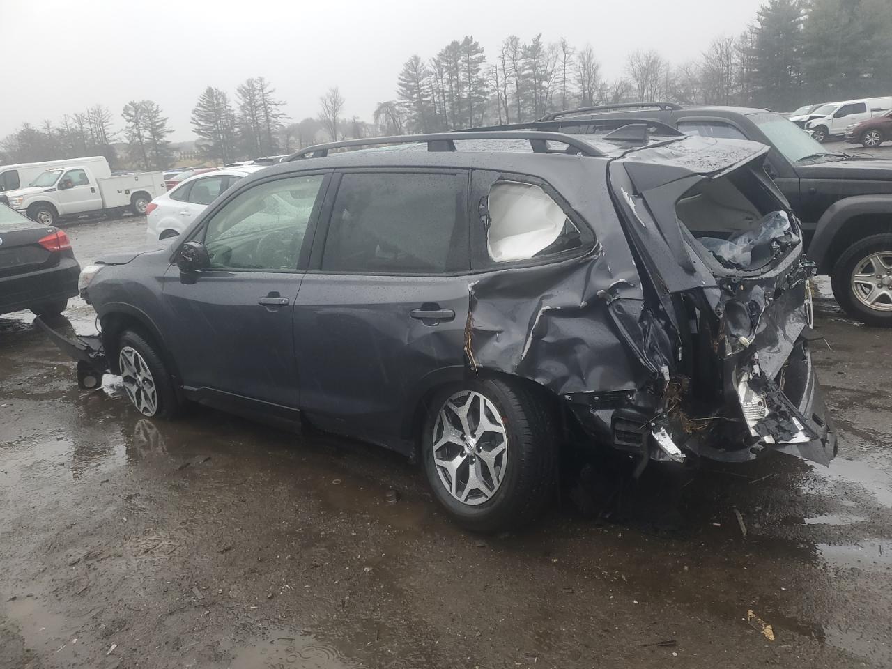 2024 SUBARU FORESTER PREMIUM VIN:JF2SKADC8RH441775