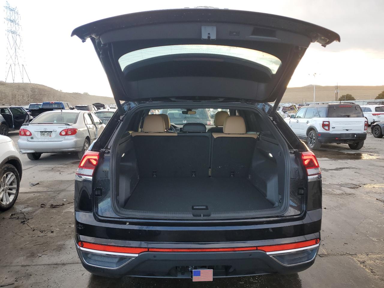 2024 VOLKSWAGEN ATLAS CROSS SPORT SEL VIN:1V2BE2CA4RC210962