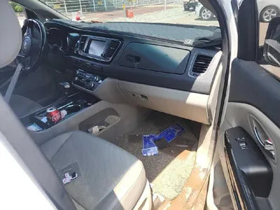 2018 Kia Carnival VIN: