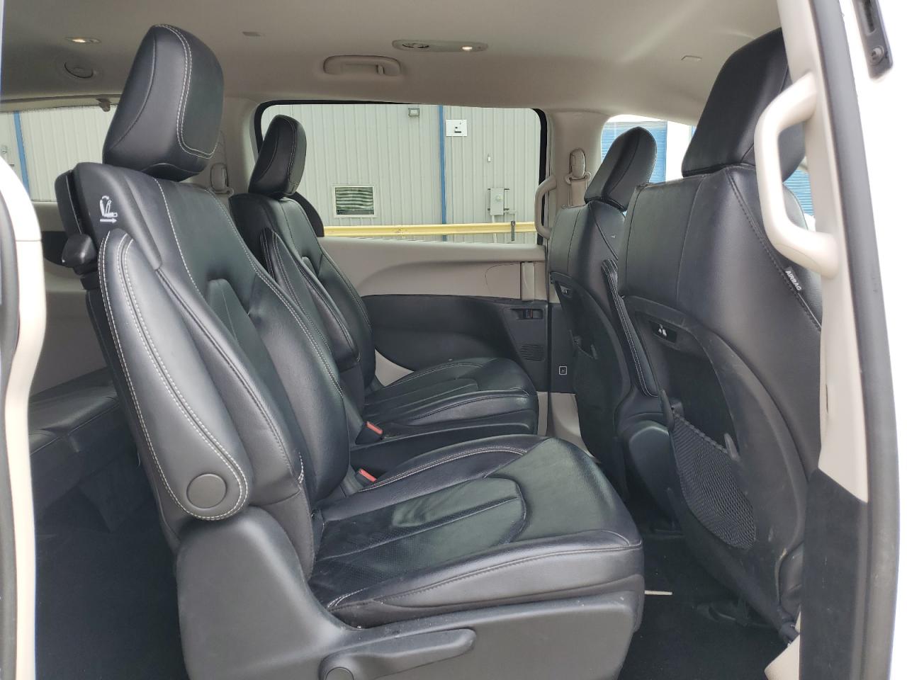 2022 CHRYSLER PACIFICA HYBRID TOURING L VIN:2C4RC1L74NR143639