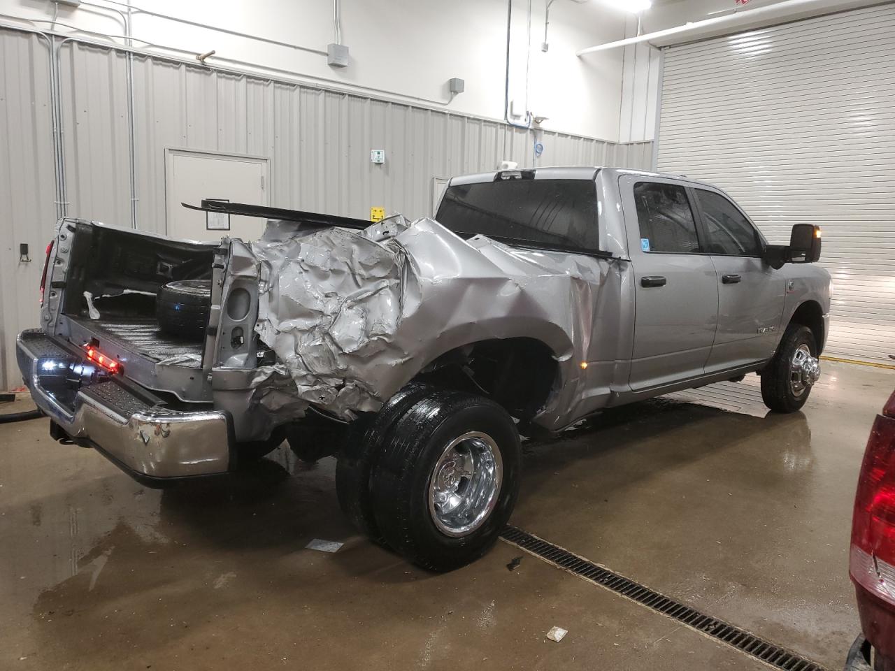 2024 RAM 3500 BIG HORN VIN:3C63RRHL8RG295600