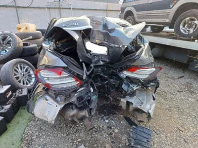 2018 Mercedes-Benz E 200 WDDZF4CB9JA302530 VIN:WDDZF4CB9JA302530