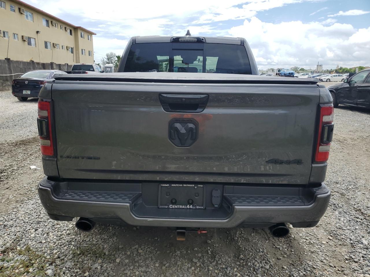 2023 RAM 1500 LIMITED VIN:1C6SRFHT5PN542828