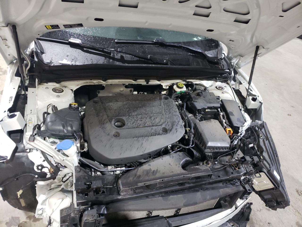 2023 VOLVO XC40 PLUS VIN:YV4L12UN0P2932870